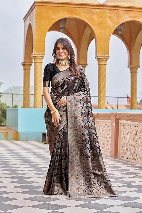 SAREVIA Women’s Kanjivaram Silk Saree with Elegant Zari Weaving and Matching Blouse Piece